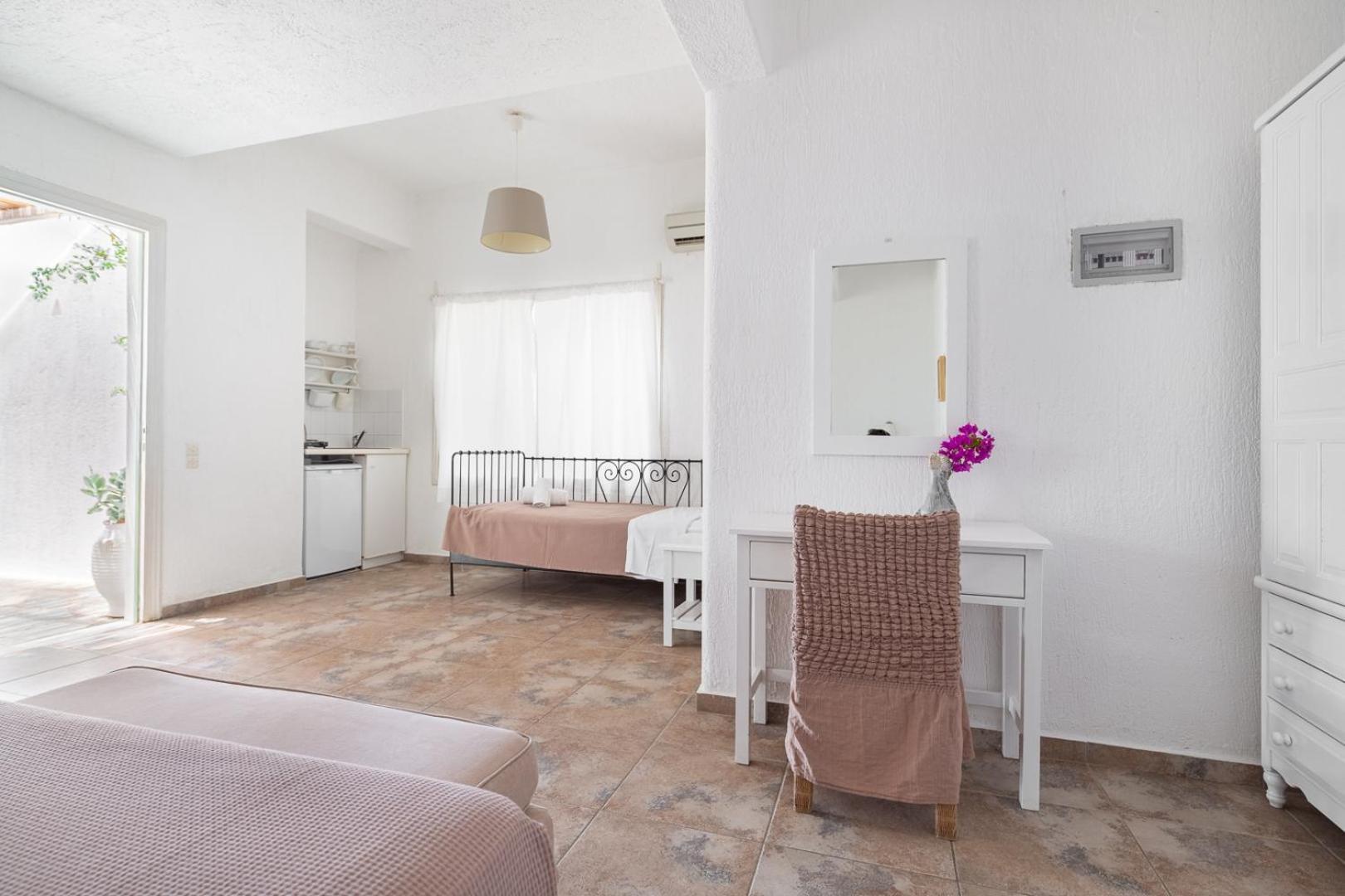 Fos Apartments Mykonos Agios Ioannis Diakoftis Buitenkant foto