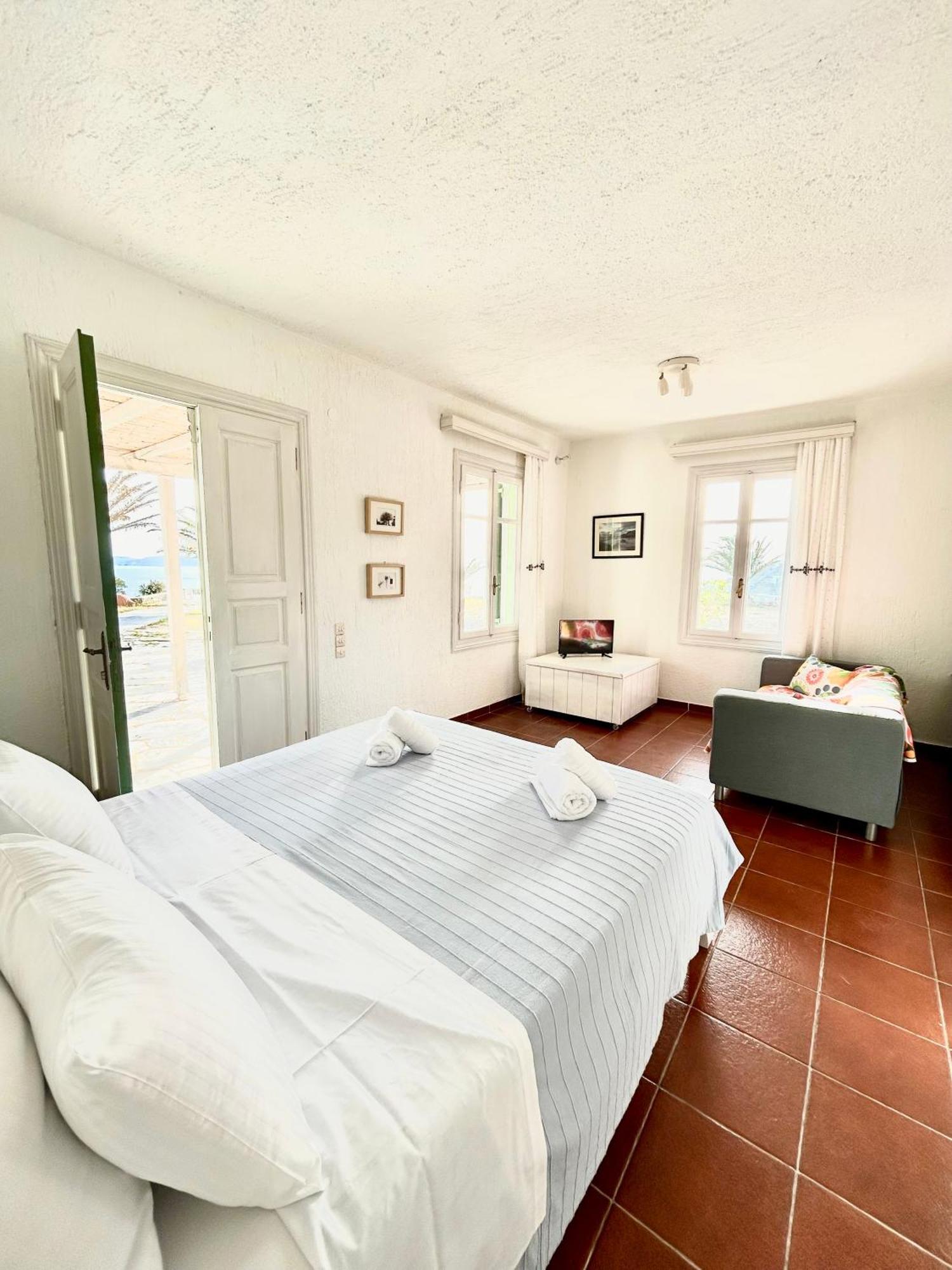 Fos Apartments Mykonos Agios Ioannis Diakoftis Buitenkant foto